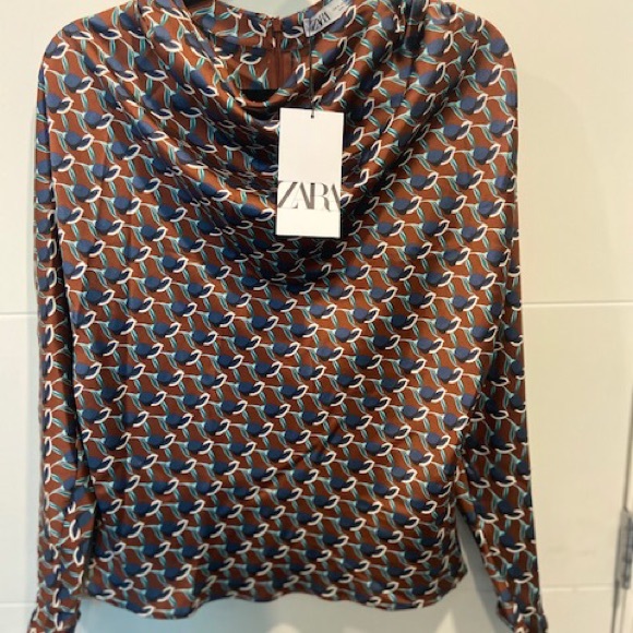 Zara Draped Printed Top with Back Top Zip - Picture 2 of 7